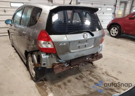 2008 Honda Fit Sport from USA, damaged, VIN JHMGD38648S053053